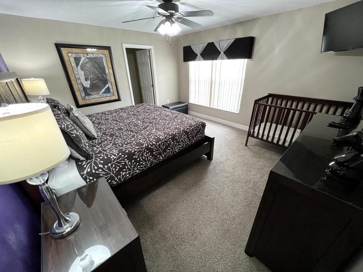 Mickeys Escape - Magical Lakeview 7Br - 4 Master Suites Pool & Hot Tub Bbq Home Theater And 2 Miles Disney! Orlando Ngoại thất bức ảnh